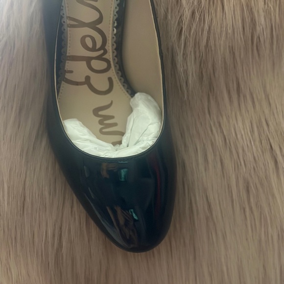 Sam Edelman size 6w patent leather pump: approx 3 in. New with box - Picture 3 of 9